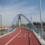 Puente que permite cruzar la A-2