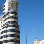Anuncio de Schweppes en Callao
