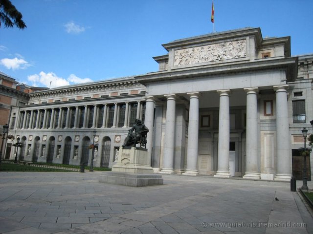 Entrada Velazquez al Museo del Prado
