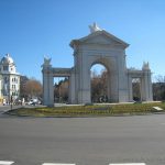 Puerta de San Vicente, vista posterior
