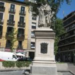 Monumento a Tirso de Molina