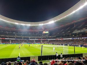 Viendo al Atlético de Madrid en el Wanda Metropolitano